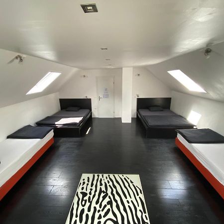The Best Hostel Bled Bagian luar foto