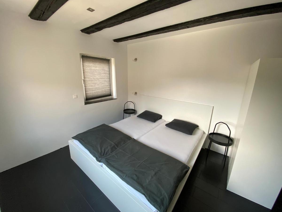 The Best Hostel Bled Bagian luar foto
