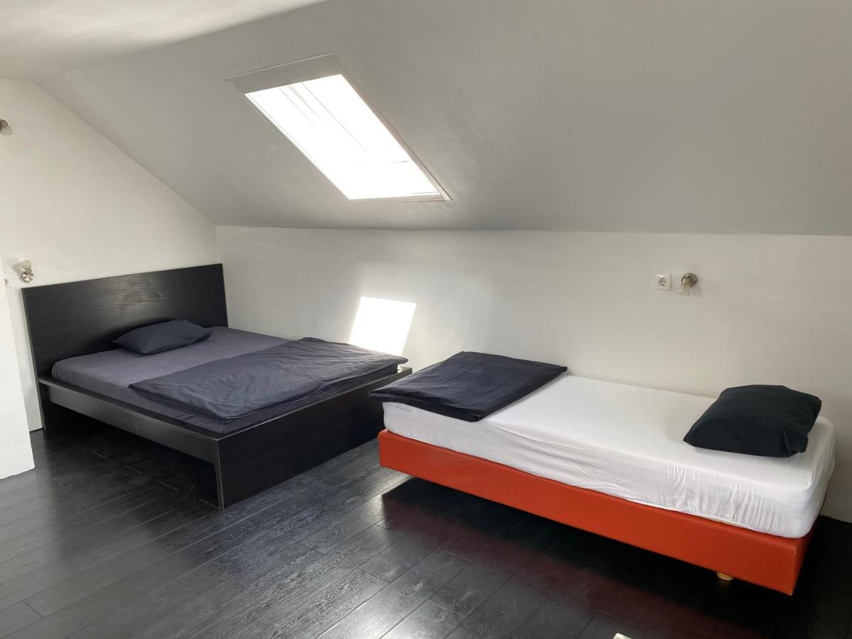 The Best Hostel Bled Bagian luar foto