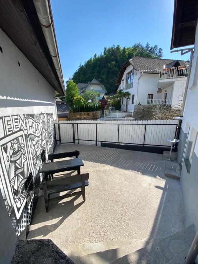 The Best Hostel Bled Bagian luar foto